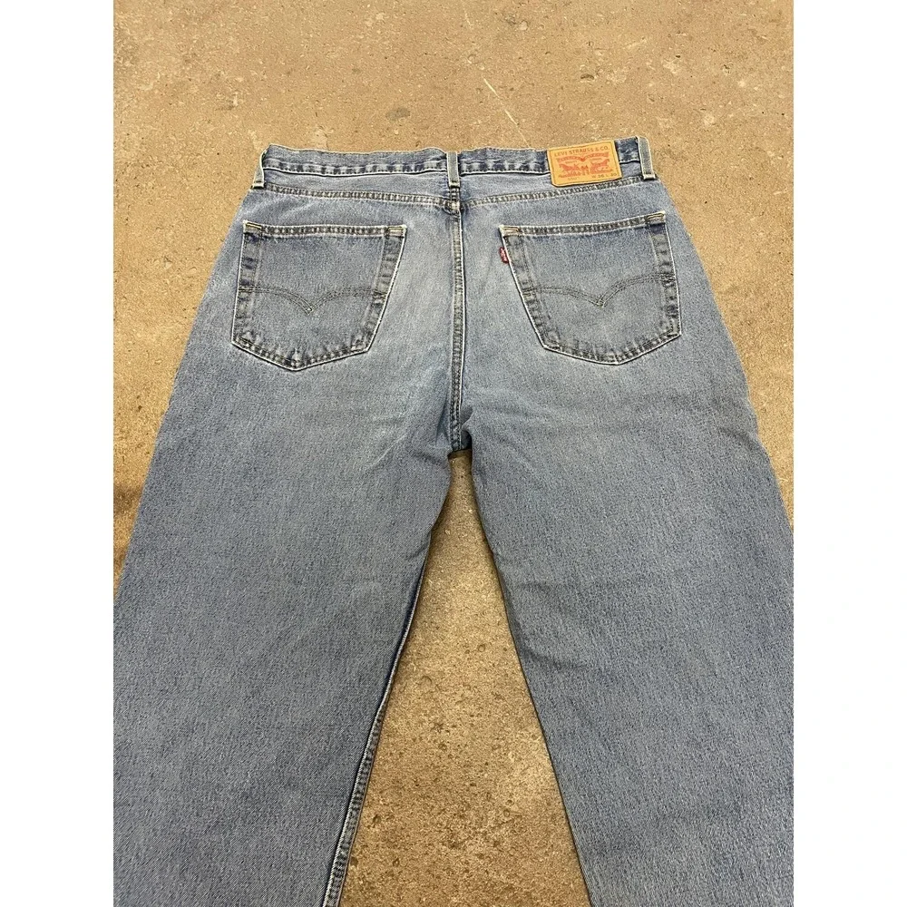 Levis 550 Jeans Mens 36x30 Blue Medium Wash Relaxed‎ Fit Tapered Leg Zip Fly
